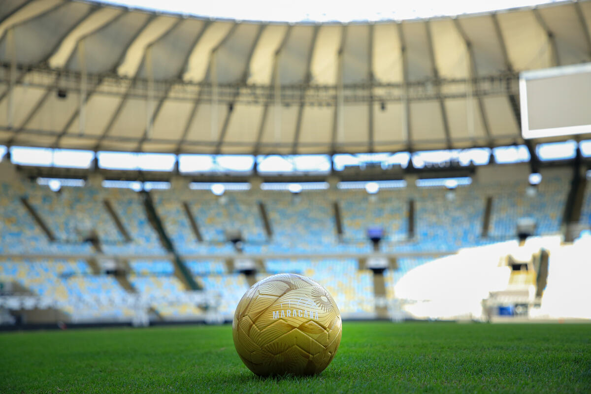 Craque comemorando o gol no Maracanã